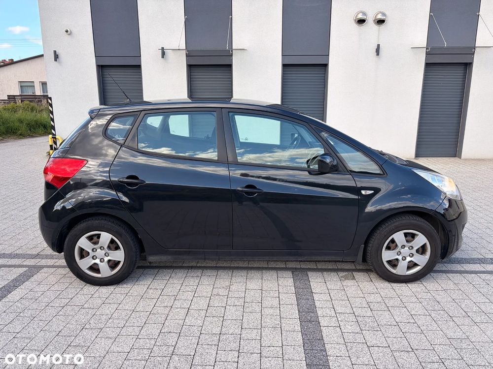 Kia Venga 1.4 CRDi M - 2