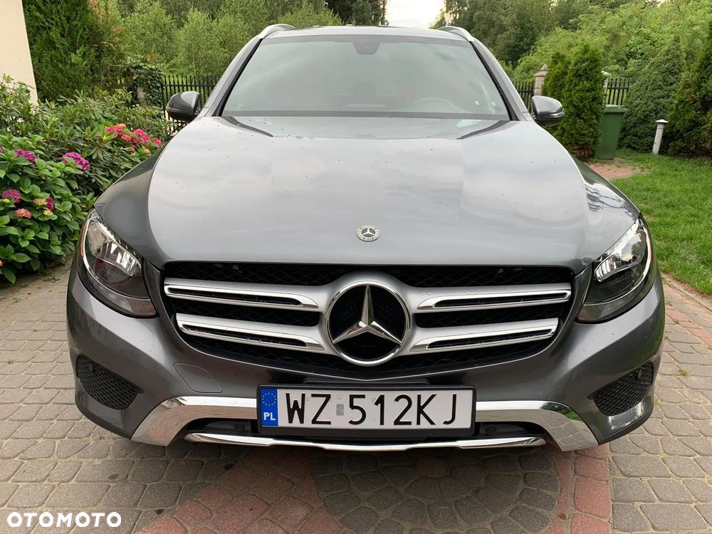Mercedes-Benz GLC 300 4Matic 9G-TRONIC Exclusive - 3