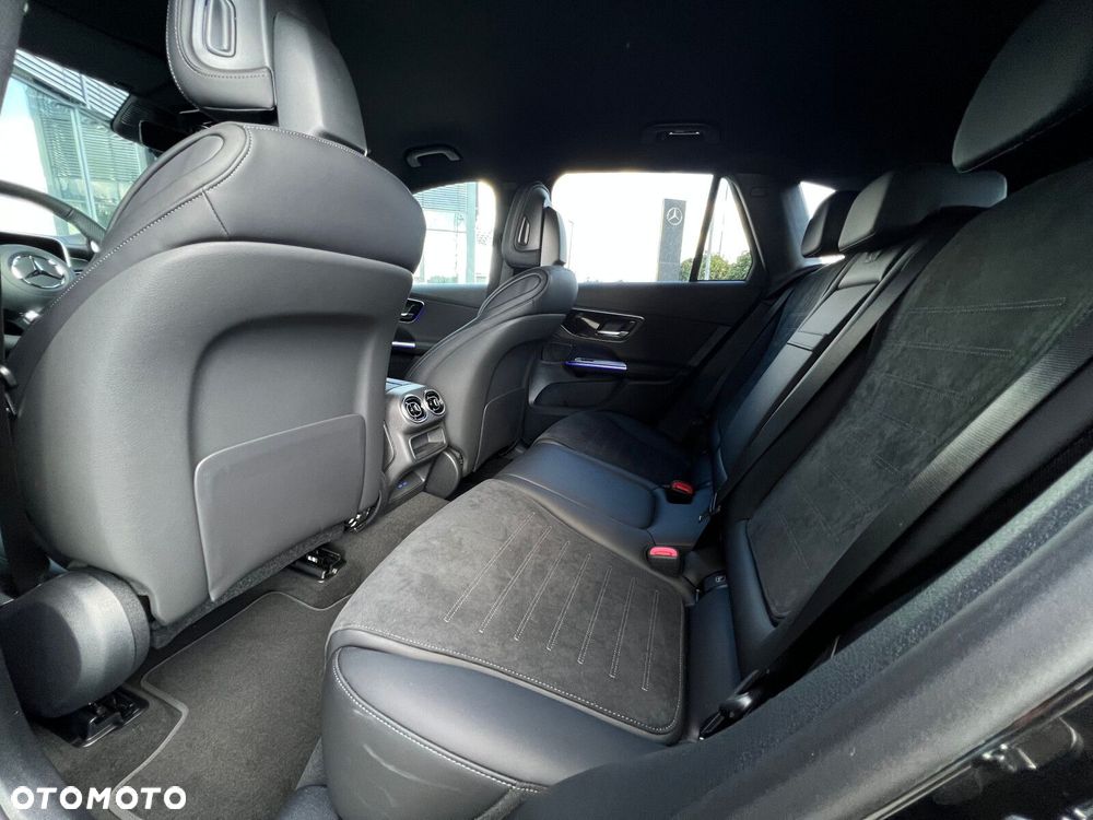 Mercedes-Benz GLC 220 d mHEV 4-Matic AMG Line - 12