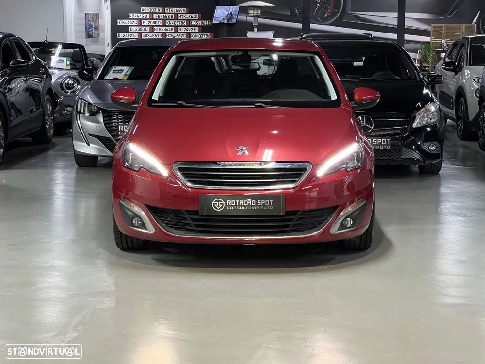 Peugeot 308 1.2 PureTech Style J17 - 18