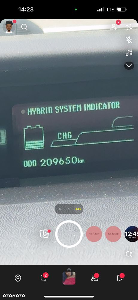 Toyota Prius (Hybrid) - 10