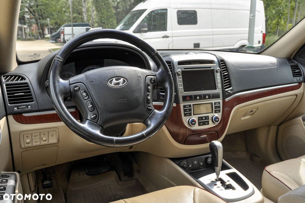 Hyundai Santa Fe - 9