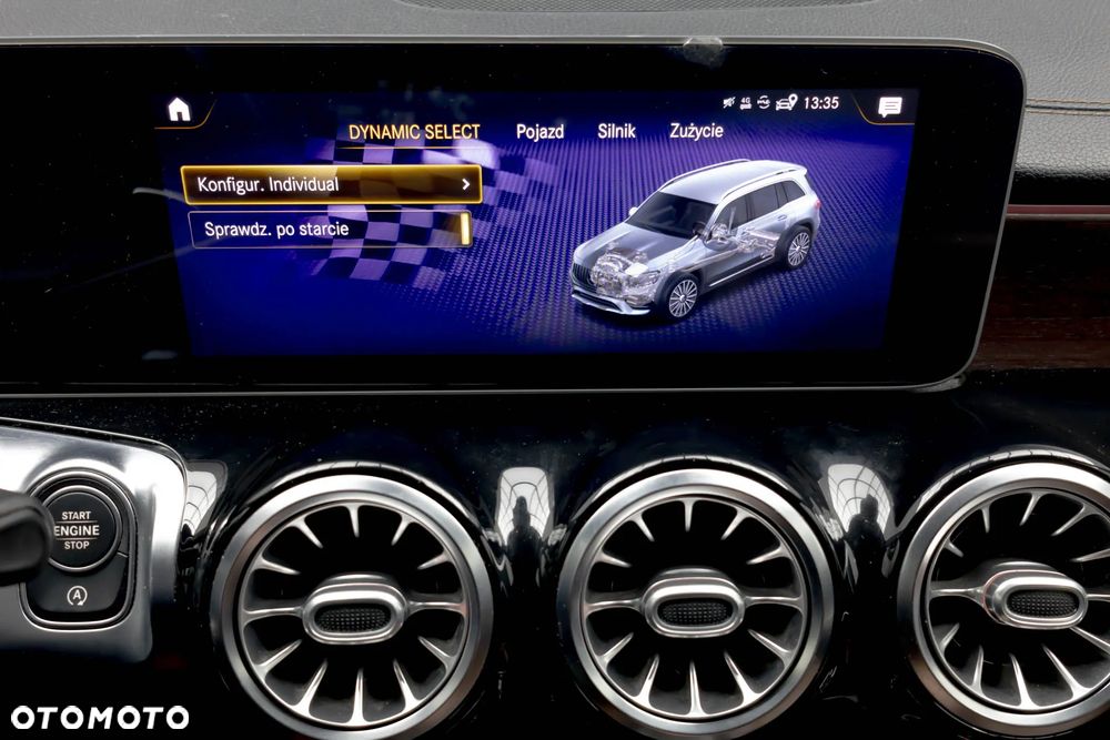 Mercedes-Benz GLB - 30