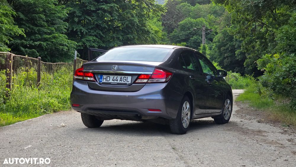 Honda Civic 1.8 Automatic ES - 5