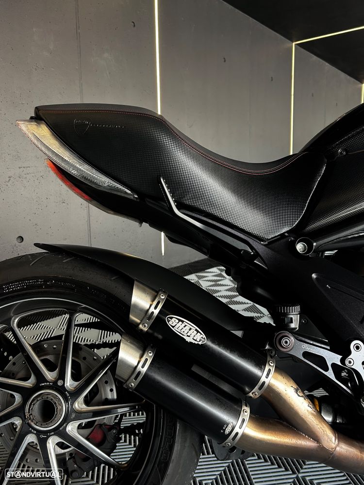 Ducati Diavel Carbon - 9