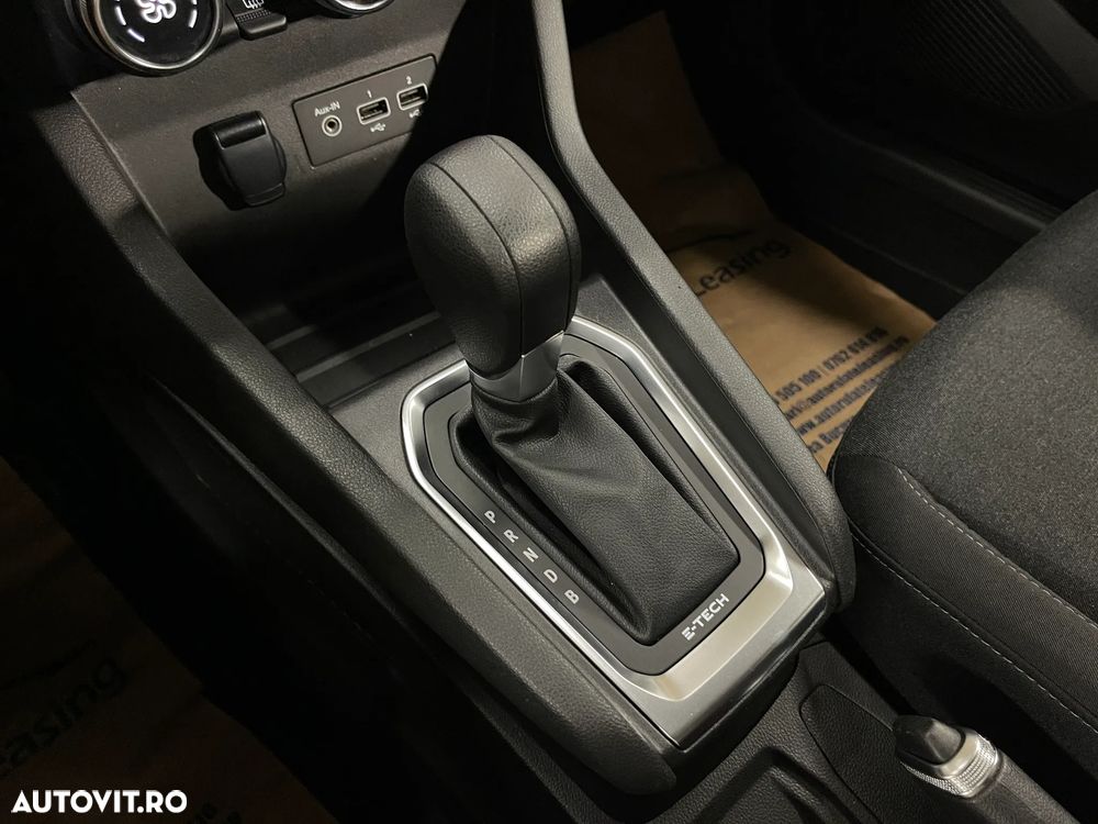 Renault Clio E-TECH 140 BUSINESS EDITION - 24
