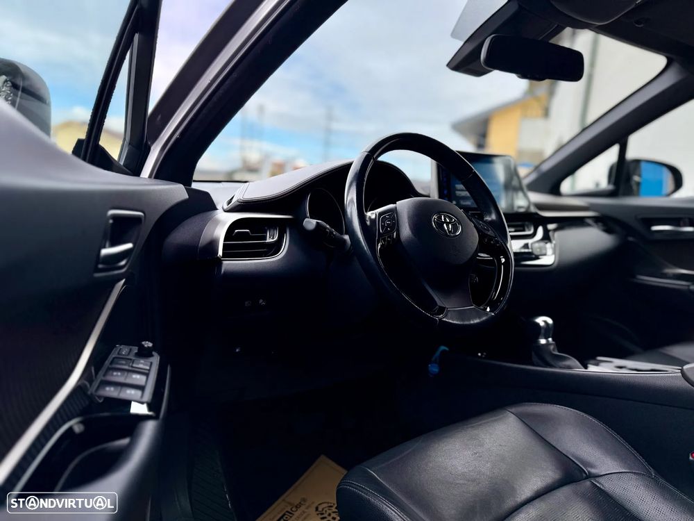 Toyota C-HR 1.8 Hybrid Exclusive - 12