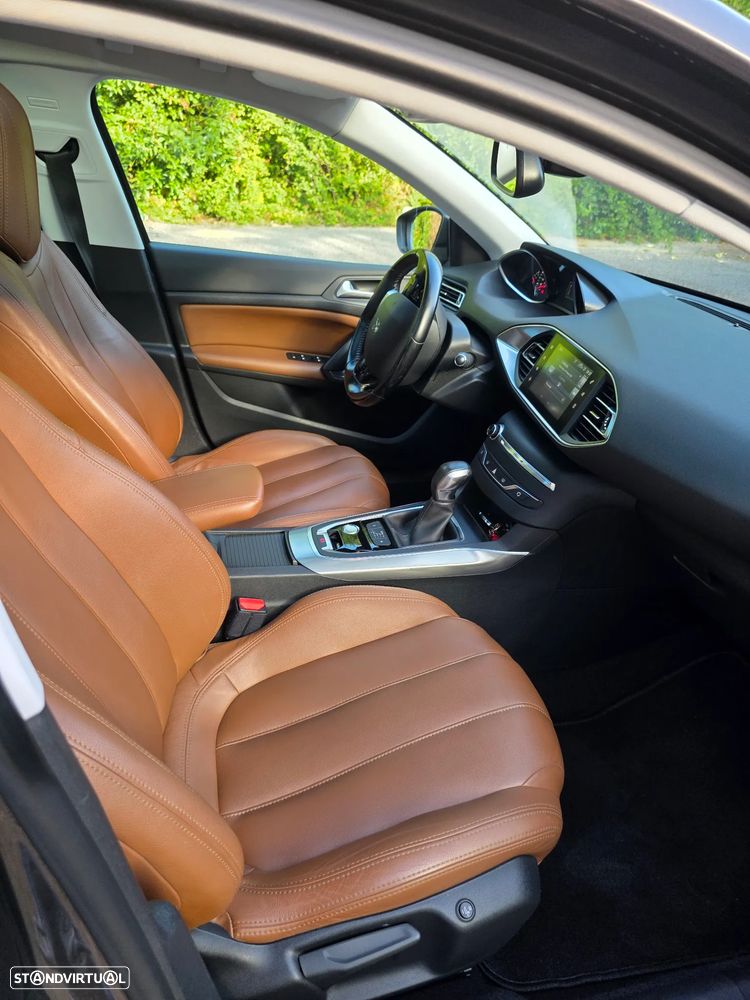 Peugeot 308 SW BlueHDi 120 EAT6 Stop & Start Business-Line — fotografia 12