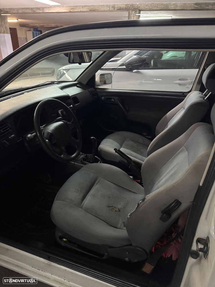 VW Golf 1.9 D CL - 7