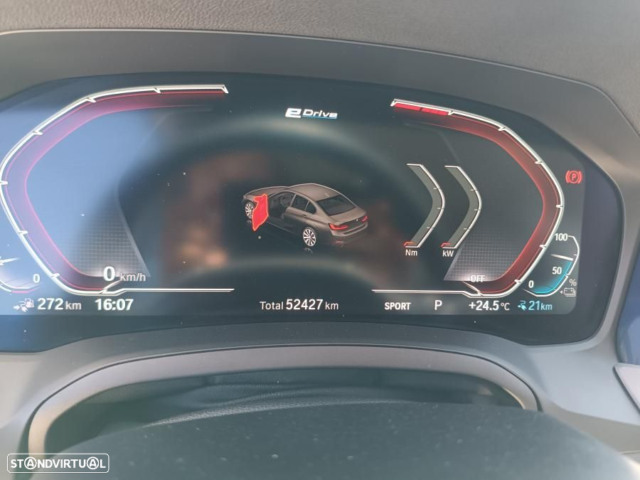 BMW 330 e Touring Auto - 7