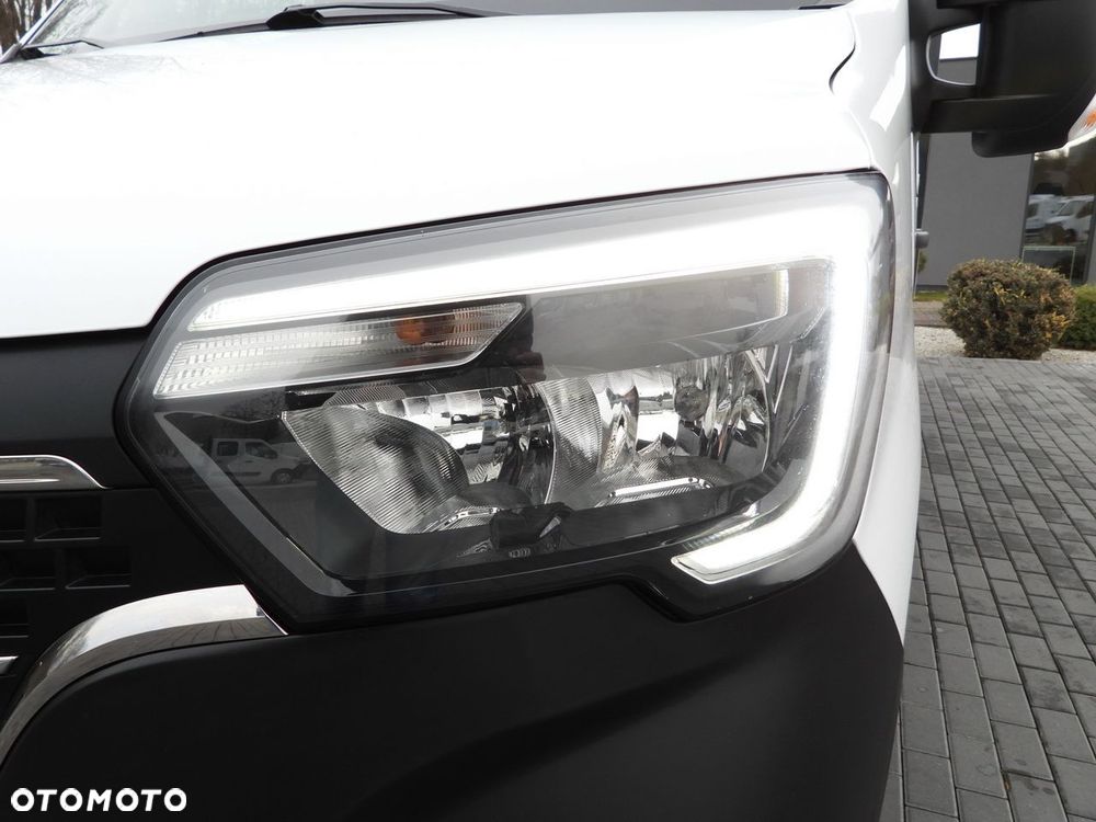 Renault MASTER SKRZYNIA PODWÓJNA KABINA DOKA 7 MIEJSC TEMPOMAT NAWIGACJA LEDY KLIMATYZACJA  135KM - 15