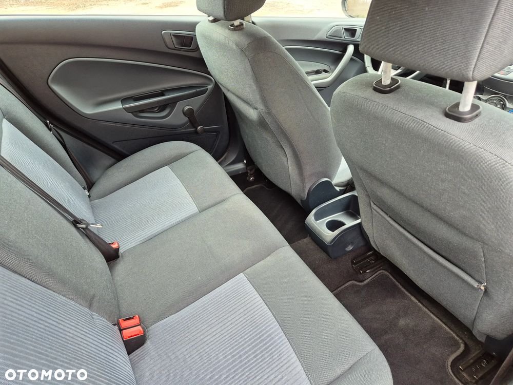 Ford Fiesta 1.25 Celebration - 17