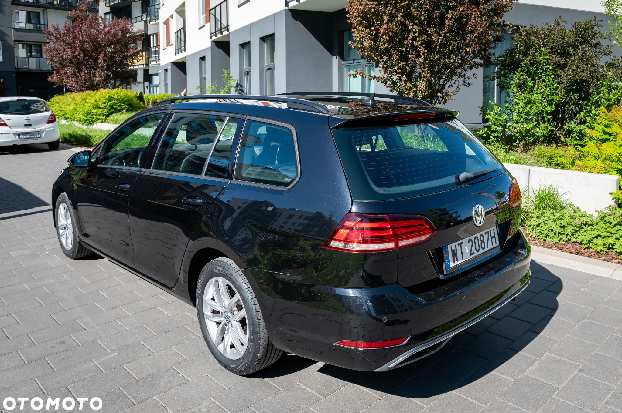 Volkswagen Golf VII 1.6 TDI BMT Comfortline - 4