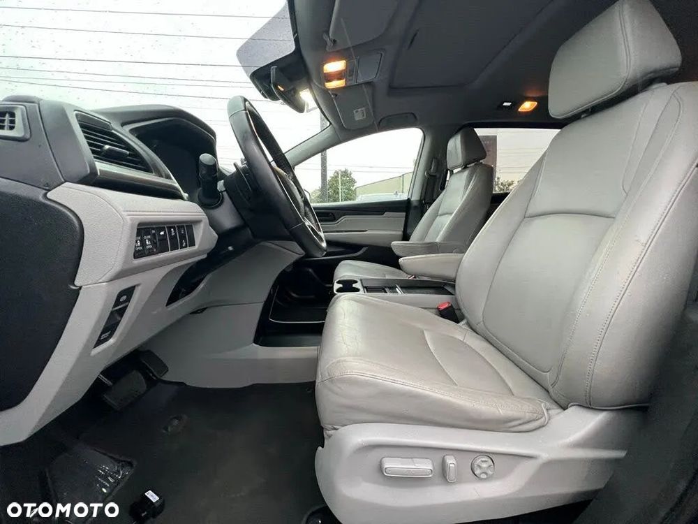 Honda Odyssey - 12