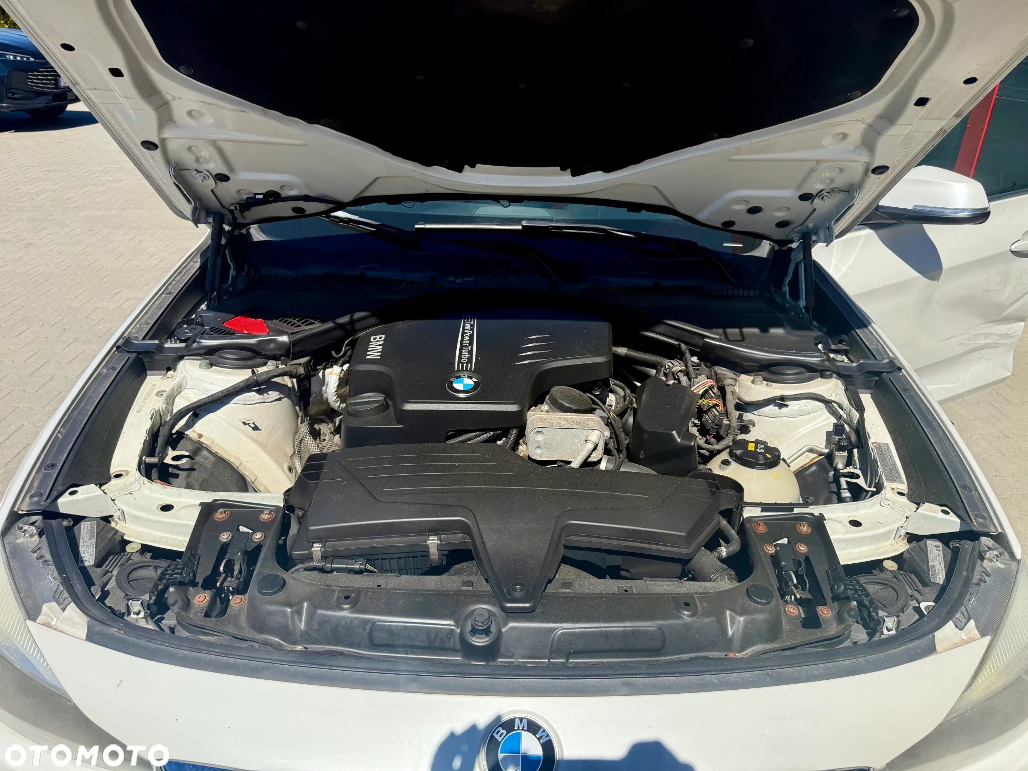 BMW 3GT 328i xDrive GT Sport Line - 16