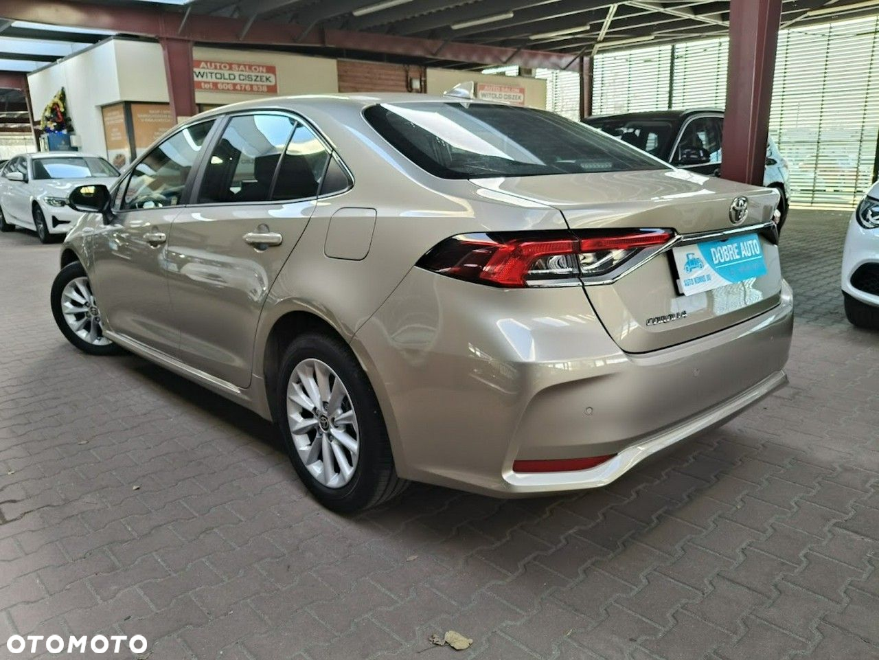 Toyota Corolla - 5