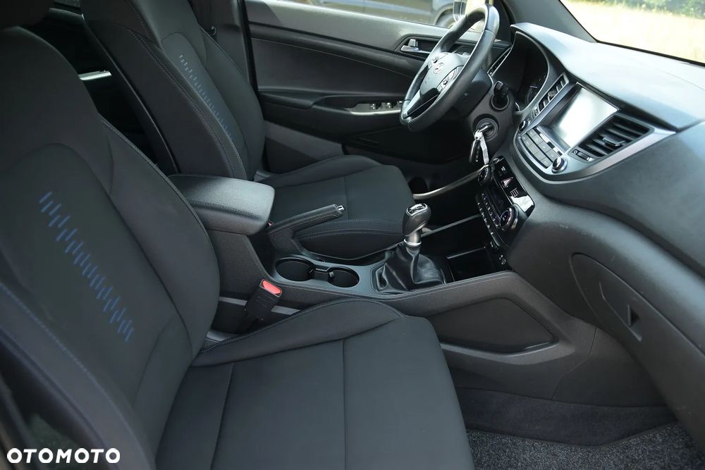 Hyundai Tucson blue 1.6 GDi 2WD Passion - 19