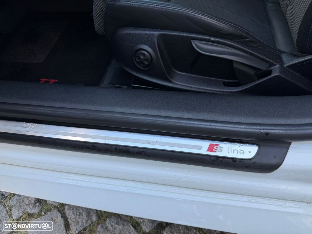 Audi TT Coupé 2.0 TFSI S-line S tronic - 13