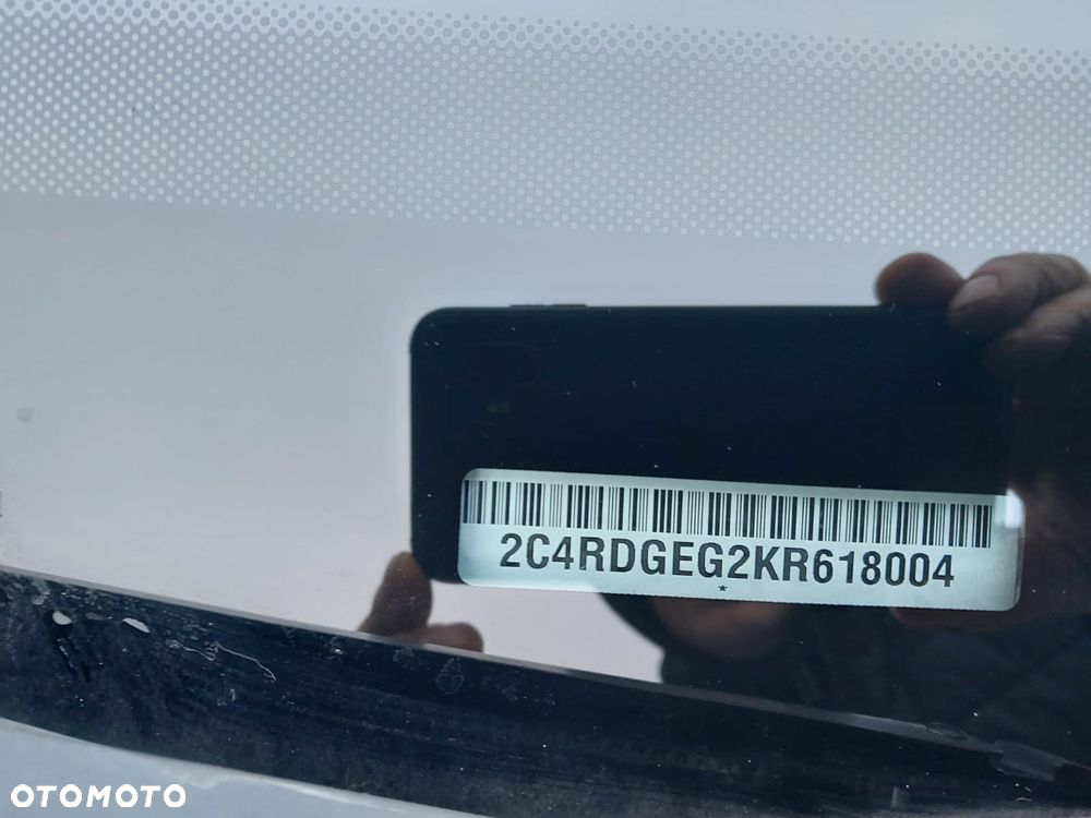 Dodge Grand Caravan 3.6 R/T - 20