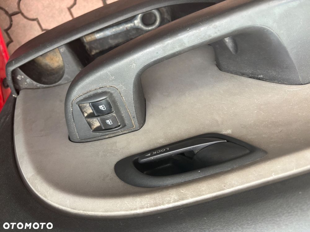 Fiat Doblo 1.9 JTD Dynamic - 19