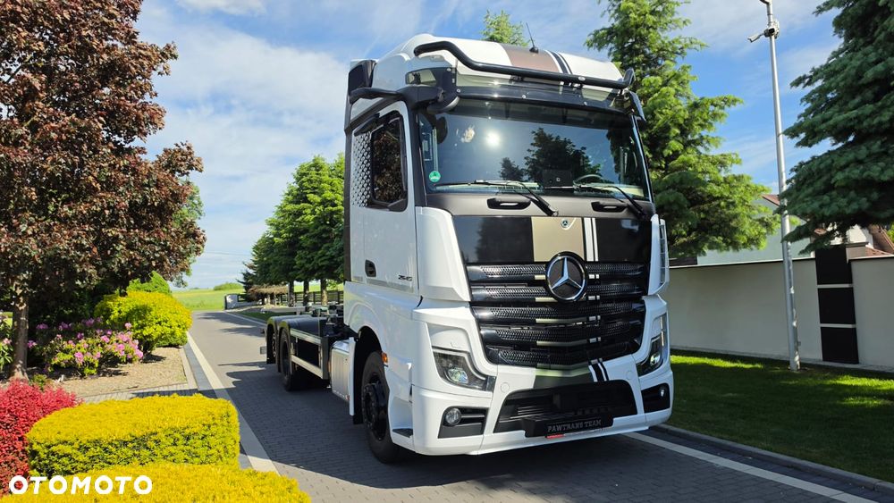 Mercedes-Benz ///ACTROS///2545/// MP5///2022///BIG SPACE///NOWY/// NIE UŻYWANY///BDF///JEDYNE 5700  KM/// VIRTUAL COCPIT///FULL LED/// KLIMATYZACJA POSTOJOWA/// NAWIGACJA///SALONKA///STAN  FABRYCZNIE NOWY - 4