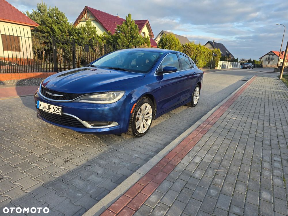 Chrysler 200 - 6