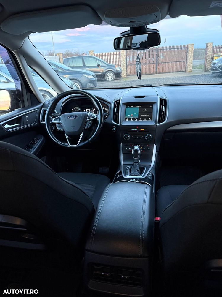 Ford Galaxy 2.0 TDCi Powershift Titanium - 9