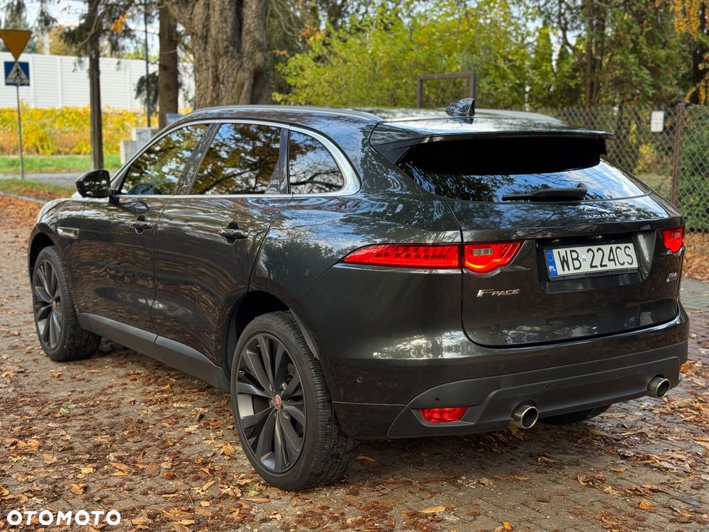 Jaguar F-Pace 2.0 i4P AWD Portfolio - 10