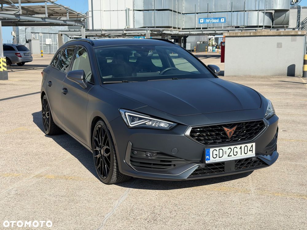 Cupra Leon Sportstourer 2.0 TSI 4Drive VZ Cup DSG - 1