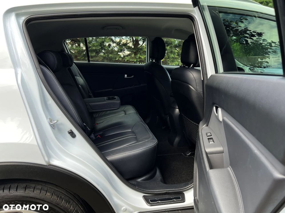 Kia Sportage 1.6 GDI Business Line 2WD - 24