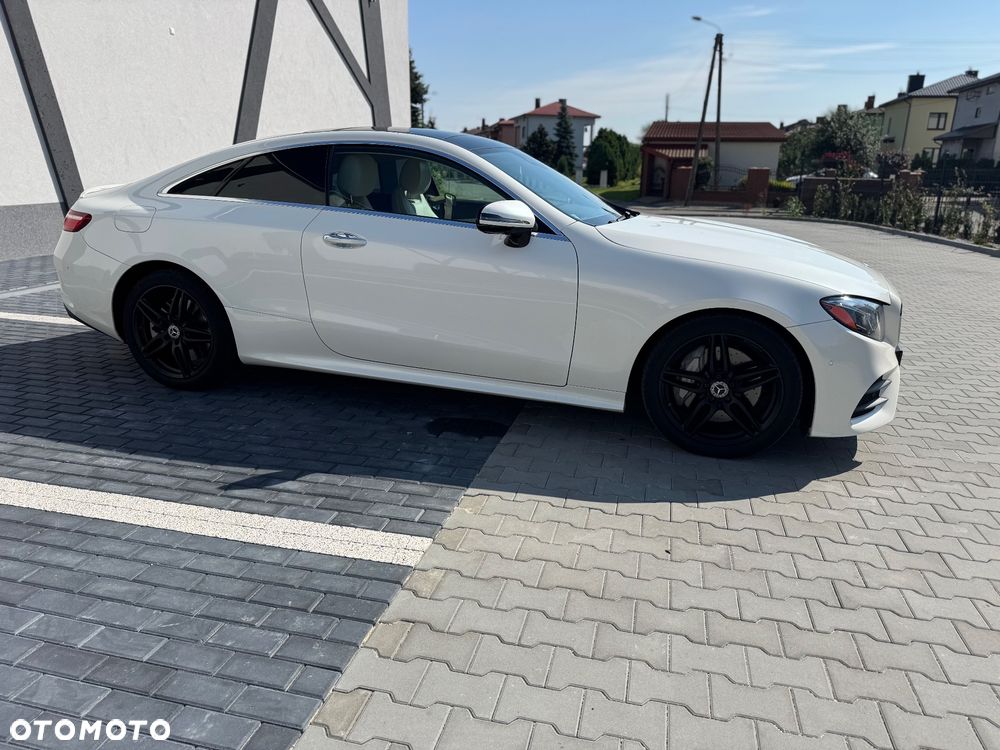 Mercedes-Benz Klasa E 400 4Matic 9G-TRONIC AMG Line - 8