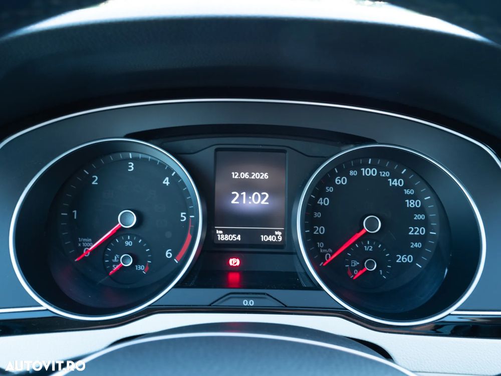Volkswagen Passat 2.0 TDI DSG 4Motion Highline - 12