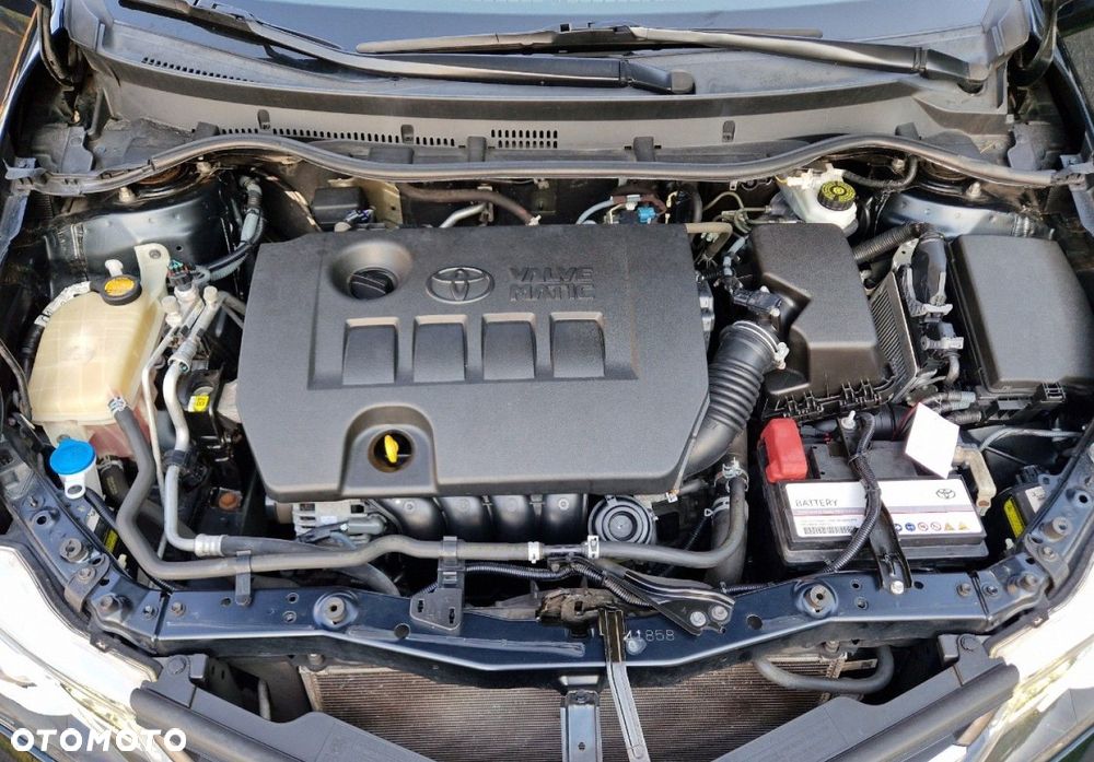 Toyota Auris 1.6 Executive - 37