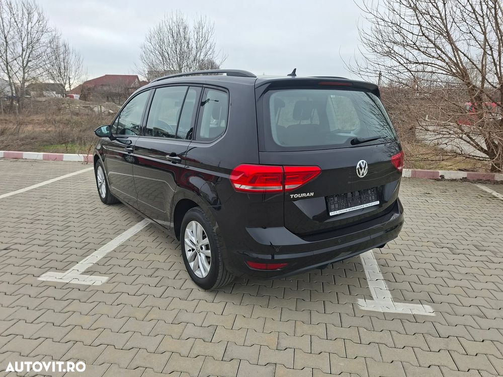 Volkswagen Touran 1.6 TDI SCR (BlueMotion Technology) DSG Comfortline - 9