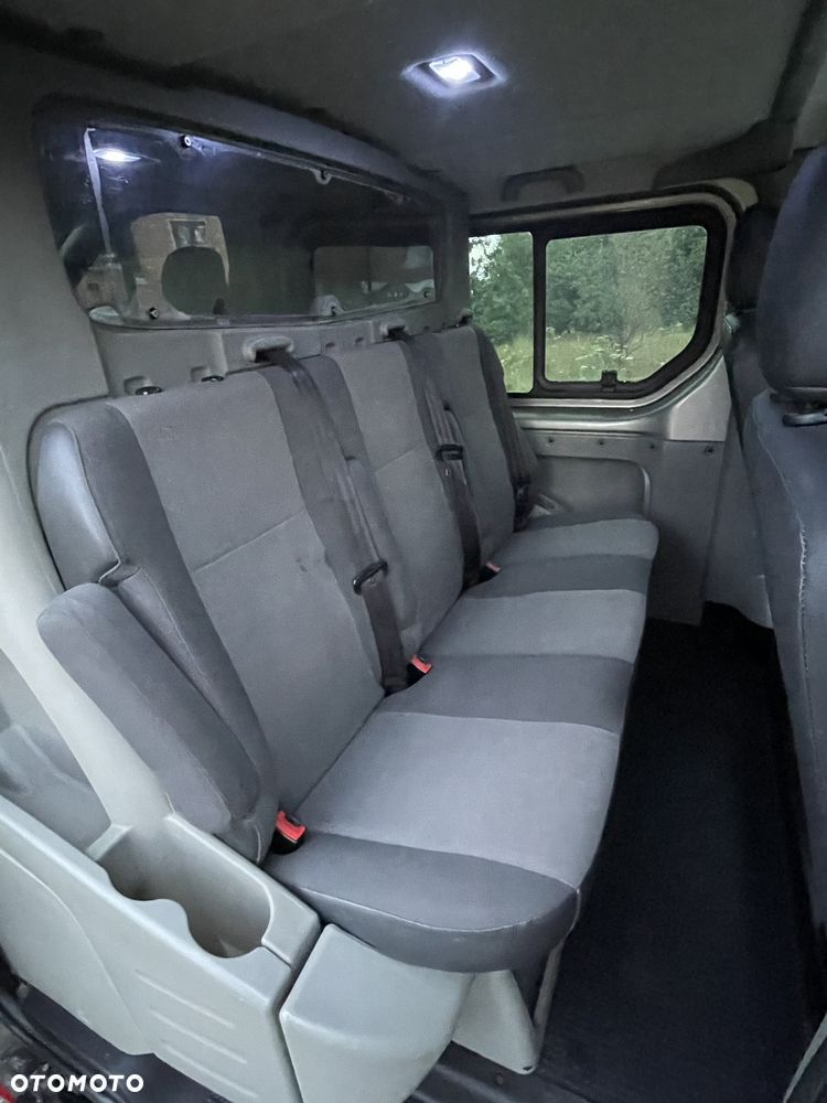 Renault Trafic - 20