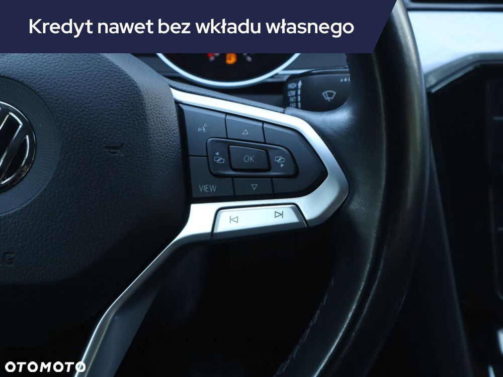 Volkswagen Passat - 23