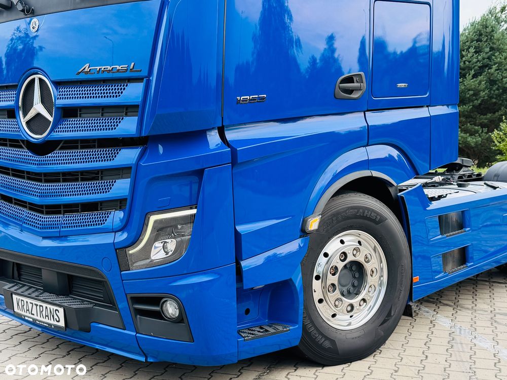 Mercedes-Benz Actros L 1853 Giga Space style Line pełna opcja, masaże, cały na poduszkach, full Led, hydraulika, z Niemiec 2022/23 - 8