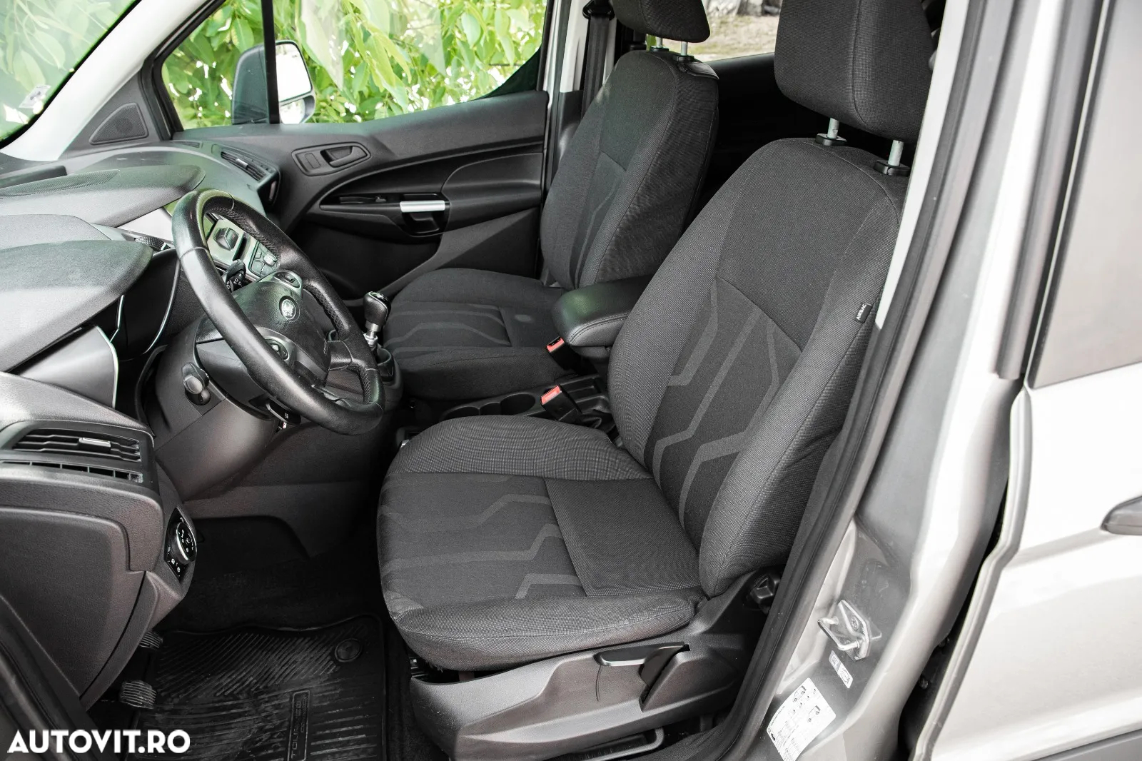 Ford Tourneo Connect 1.5 EcoBlue Start-Stop Titanium - 22