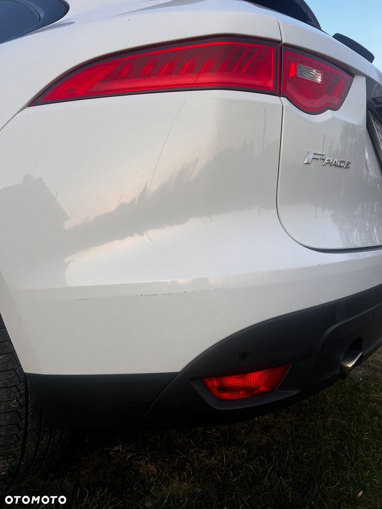 Jaguar F-Pace - 6