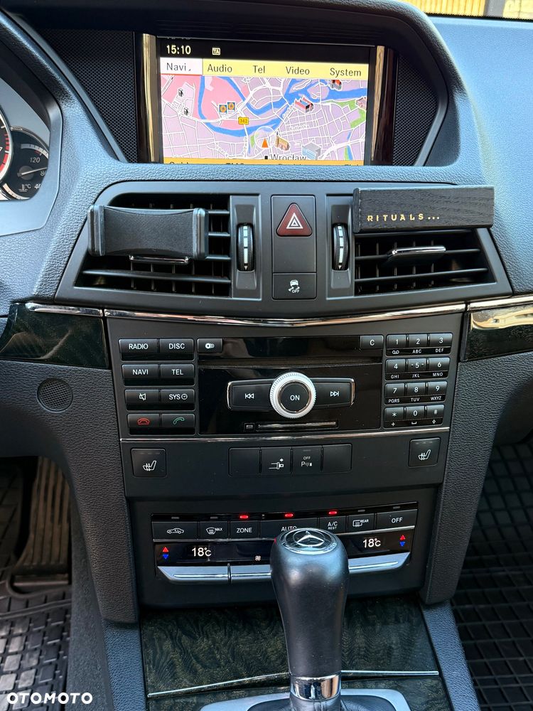 Mercedes-Benz Klasa E 250 CGI BlueEffICIENCY - 15