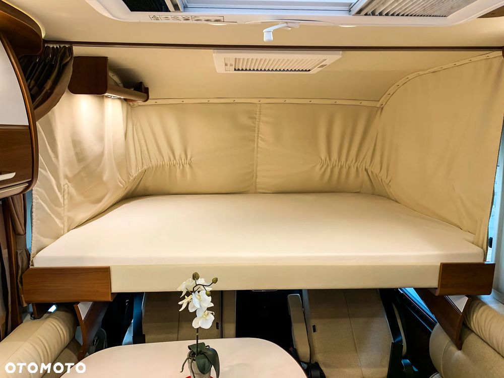 Carthago Chic C-line 4.9 LE Superior - 37