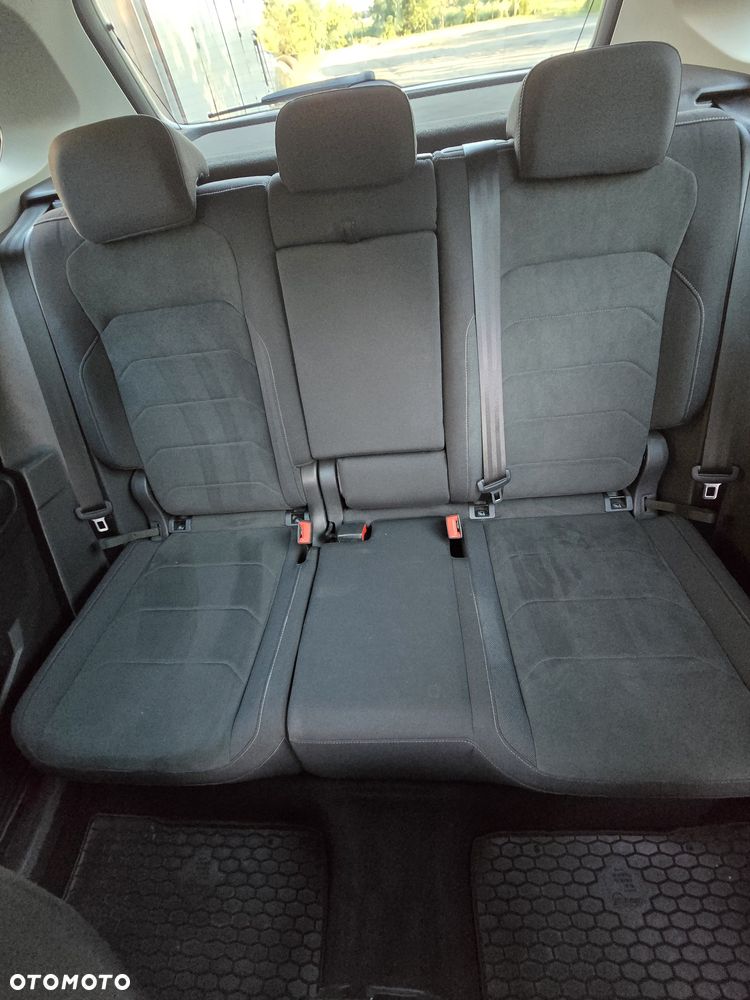 Volkswagen Tiguan - 8