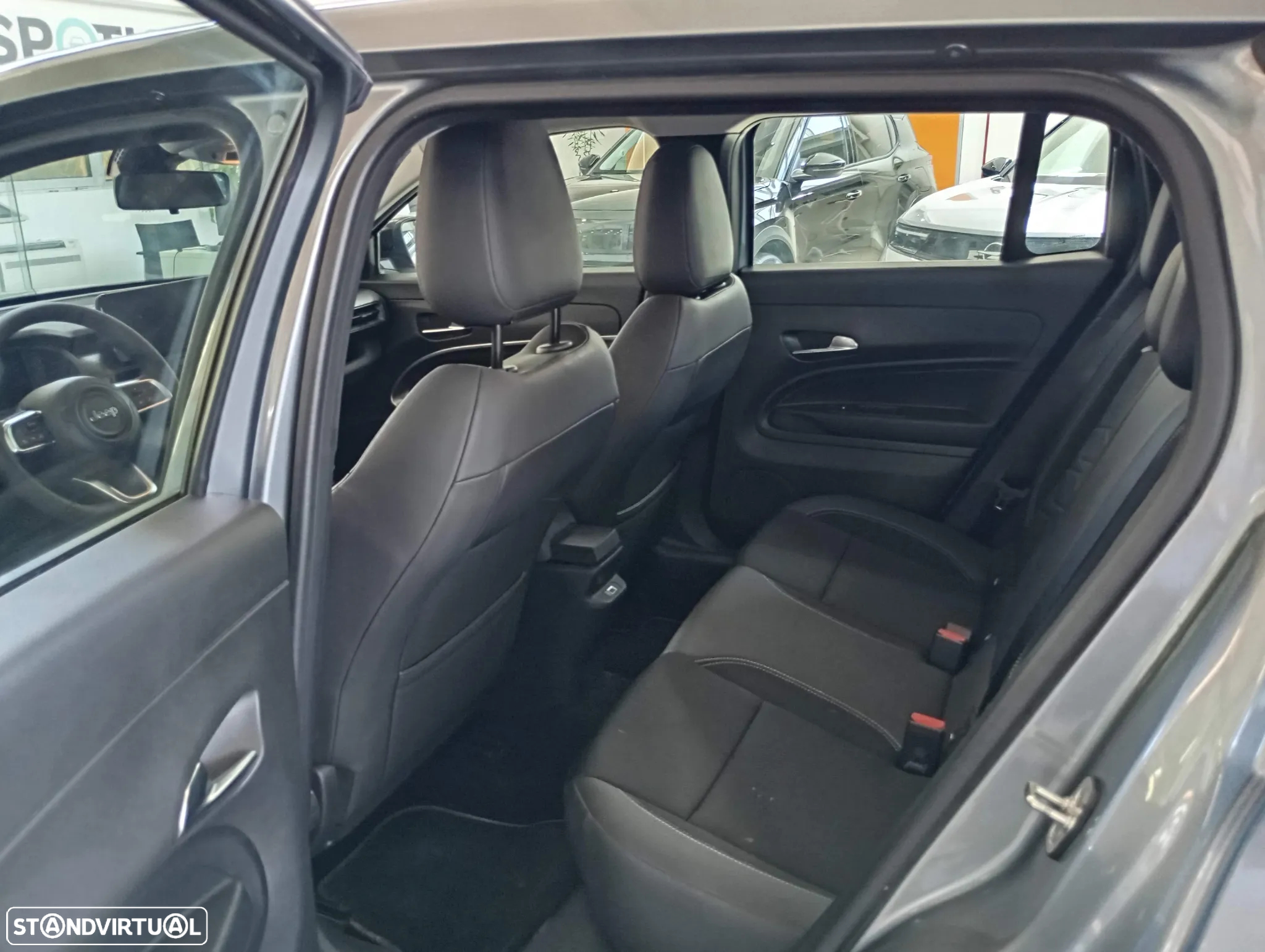 Jeep Avenger 1.2 GSE T3 Altitude - 7