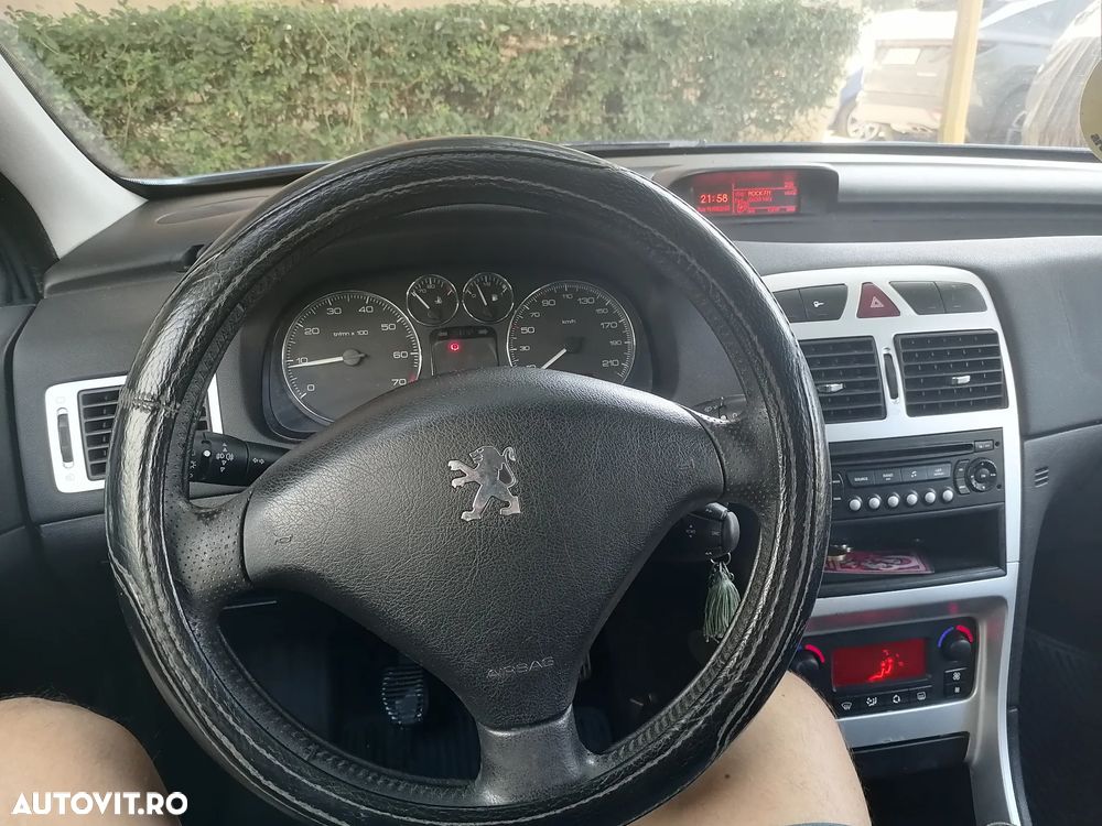 Peugeot 307 1.6 XT - 5