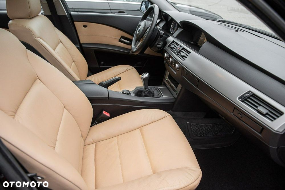 BMW Seria 5 520d Special Edition - 10