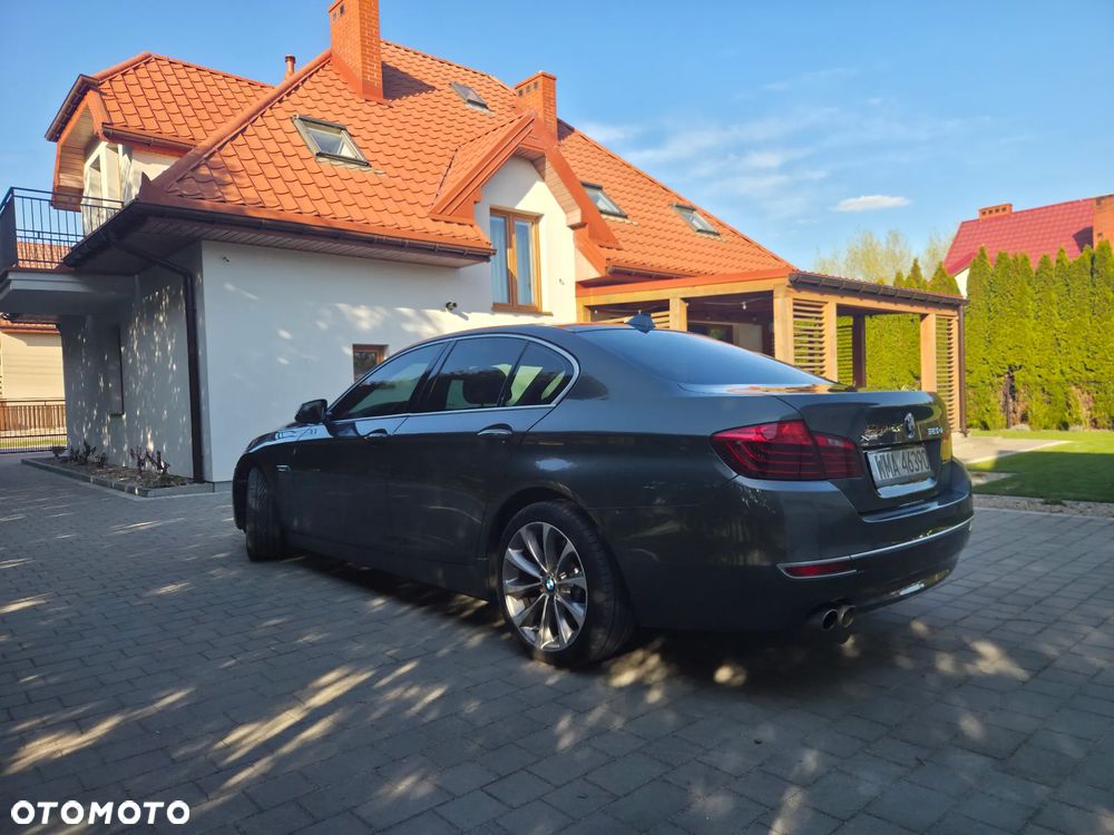 BMW Seria 5 525d xDrive Modern Line - 13