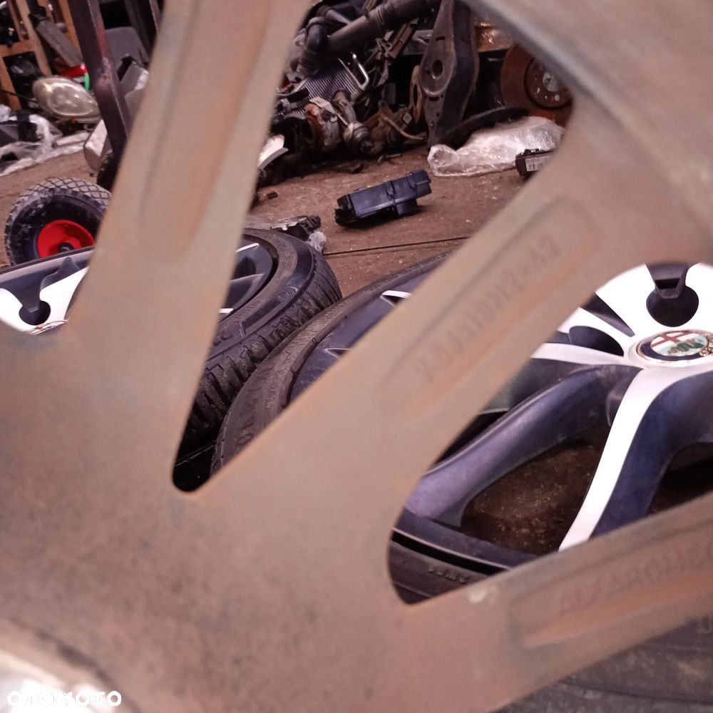 Koła felgi Alfa Romeo 4x98 18" - 12