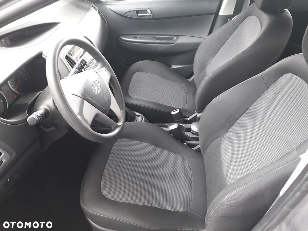 Hyundai i20 1.25 Comfort - 31