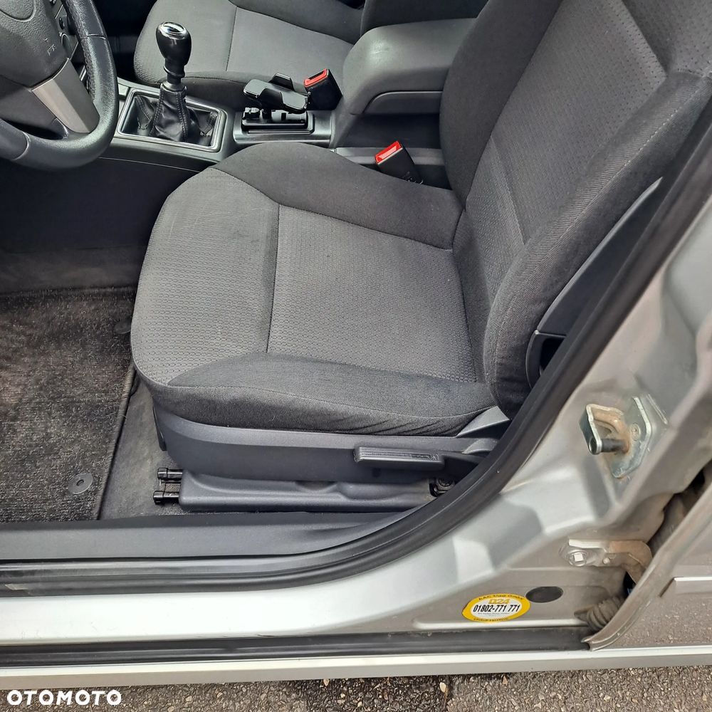 Opel Vectra 1.8 - 16