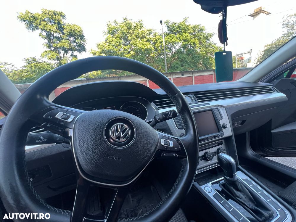 Volkswagen Passat 2.0 TDI DSG Highline - 4